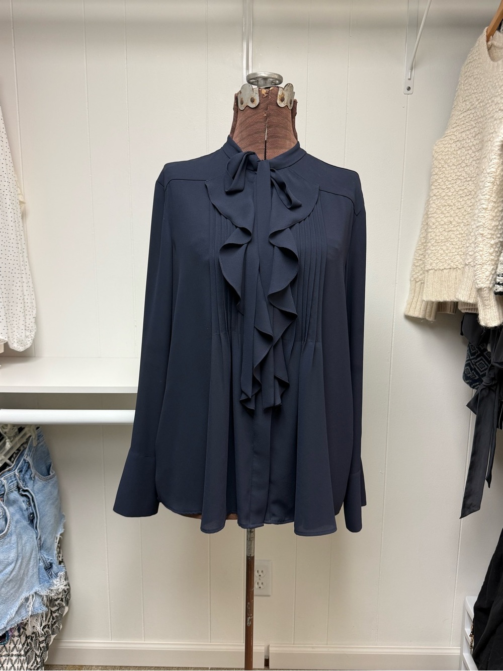 Ann Taylor Navy Blue Tie Neck Long Sleeve Blouse Size Medium NWOT